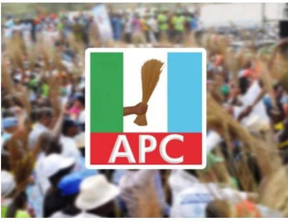 APC IN ETHIOPE WEST TAKES STRONG SHAPE AS NEW EXECUTIVES AND WARD CHAIRMEN TAKE OATH OF OFFICE